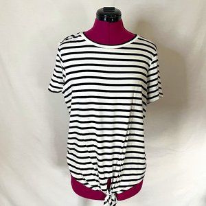 Womens Green Envelope Size Medium Black and White Striped Top